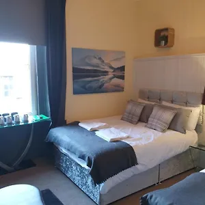 Bed & Breakfast The, Edimburgo